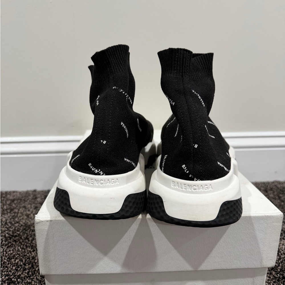 Balenciaga Monogram all Over Logo Speed Trainer Sneakers - Picture 3 of 10